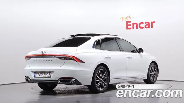Фотография автомобиля — Hyundai Grandeur