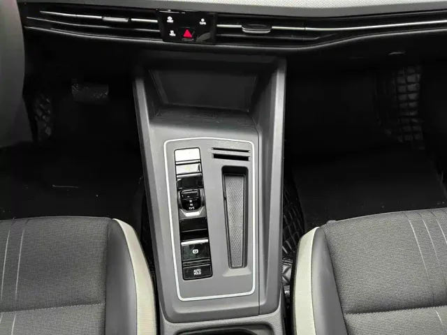 Volkswagen Golf 2023 280TSI DSG Pro — Фото автомобиля 11
