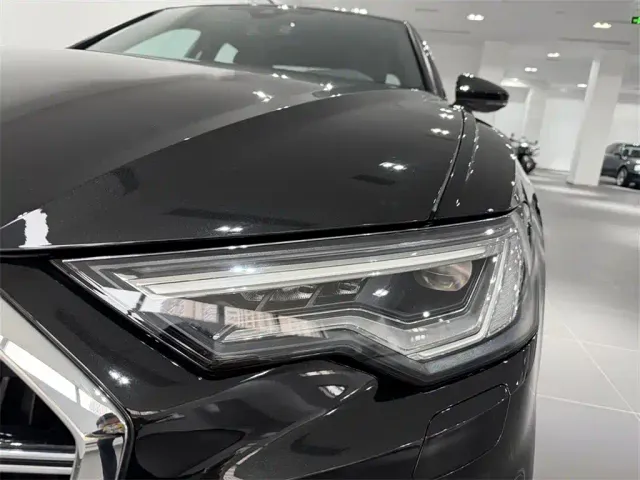 Audi A6L — Фото автомобиля 11