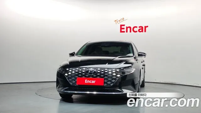 Hyundai Grandeur (New) Hybrid — Фото автомобиля 3