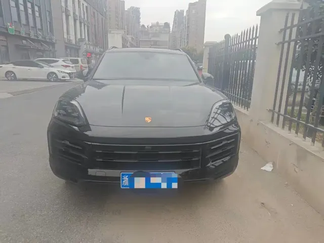 Porsche Cayenne 2024 Cayenne 3.0T — Фото автомобиля 3