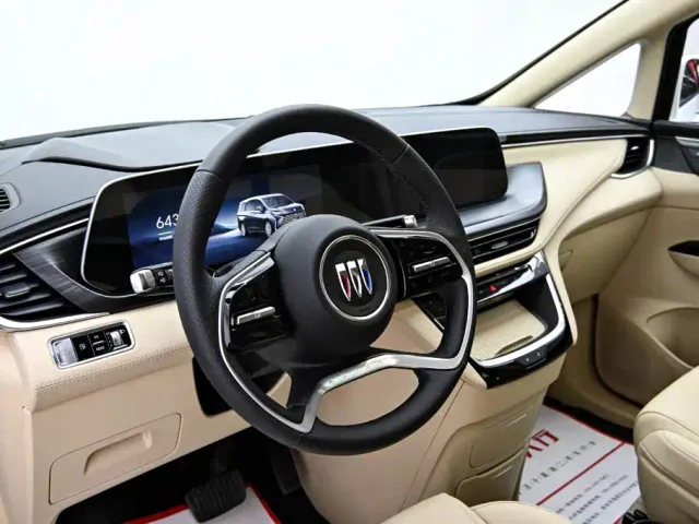 Buick GL8 — Фото автомобиля 15