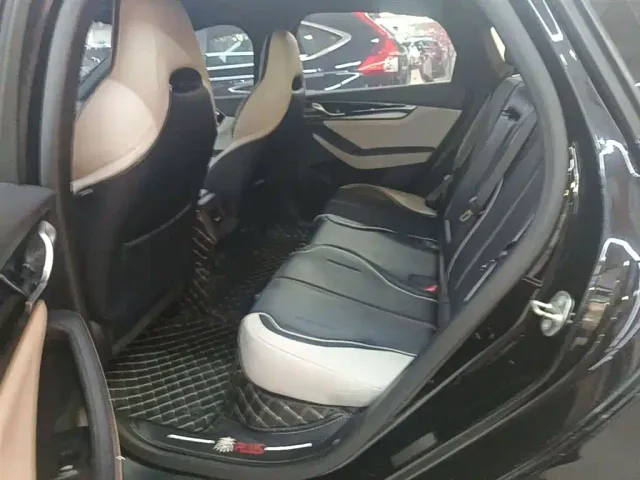 BYD Qin PLUS — Фото автомобиля 15