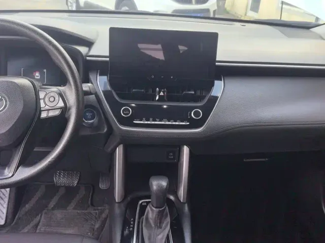 Toyota Corolla Cross — Фото автомобиля 4
