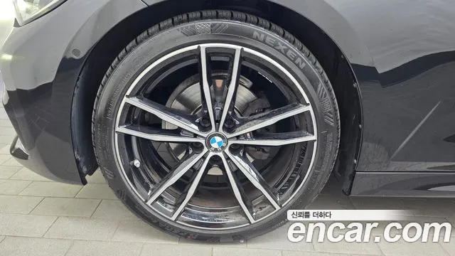 BMW 3-Series 3 серия (G20) 320i M Sport — Фото автомобиля 5
