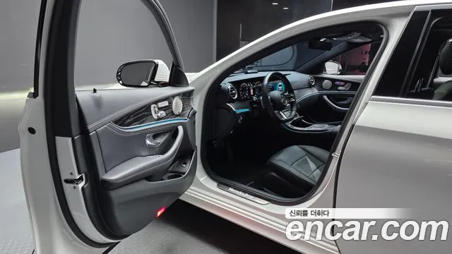 Mercedes-Benz E-Class W213 — Фото автомобиля 15