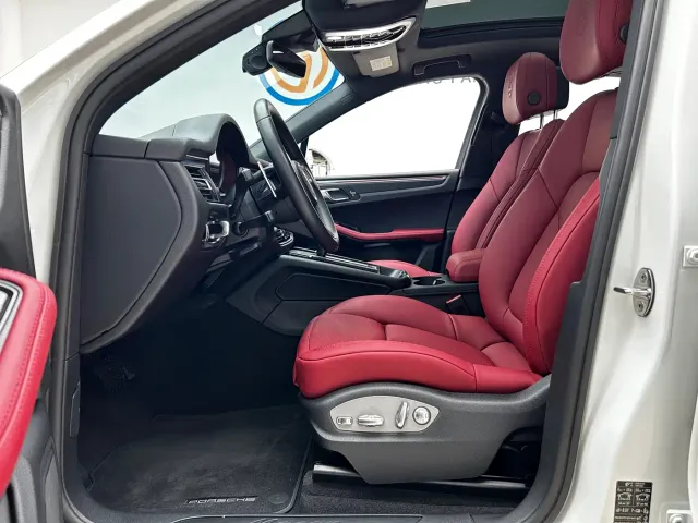 Porsche Macan — Фото автомобиля 8