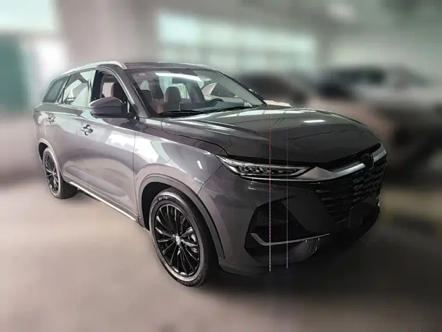 Changan CS75 — Фото автомобиля 5