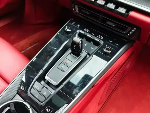 Porsche 911 — Фото автомобиля 14