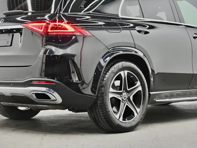 Mercedes-Benz GLE-Class — Фото автомобиля 16