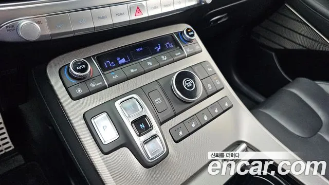 Hyundai Palisade Palisade Дизель 2.2 2WD — Фото автомобиля 8
