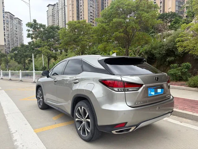 Lexus RX — Фото автомобиля 12