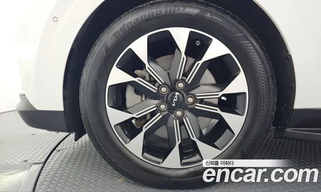 Kia Carnival 4th Gen — Фото автомобиля 5