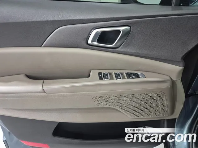 Kia Carnival 4th Gen — Фото автомобиля 13