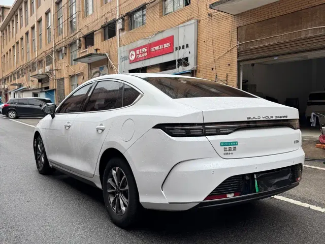 BYD Destroyer 05 — Фото автомобиля 5