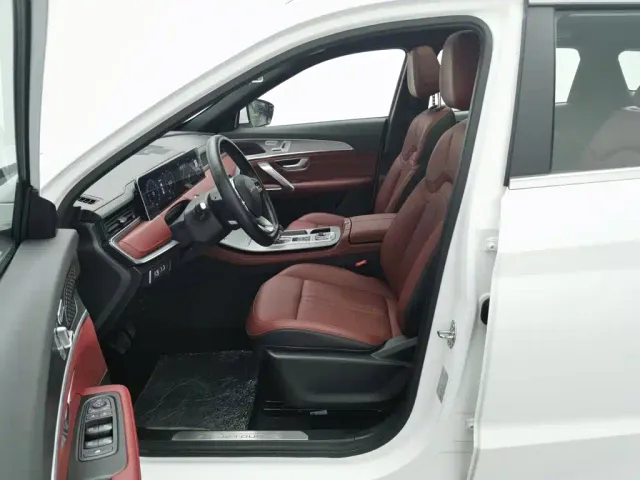 Jetour X70 Plus — Фото автомобиля 10
