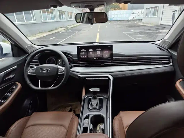 Geely Emgrand X6 2021 Model PRO 1.4T Automatic Premium — Фото автомобиля 6