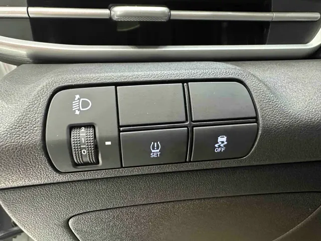 Hyundai Elantra — Фото автомобиля 16