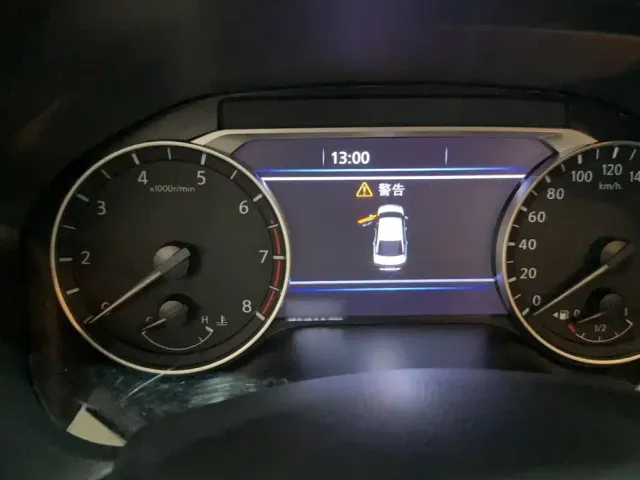 Nissan Teana — Фото автомобиля 4