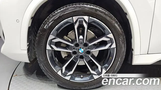 BMW X1 U11 — Фото автомобиля 5