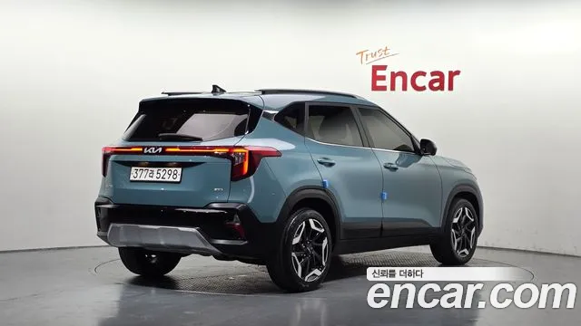 Kia Seltos — Фото автомобиля 2