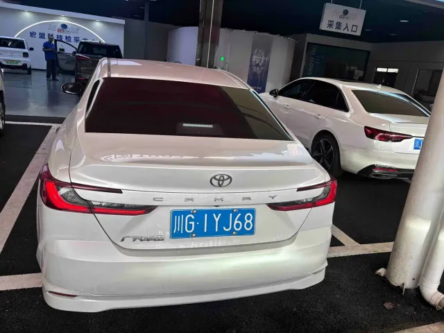 Toyota Camry — Фото автомобиля 9
