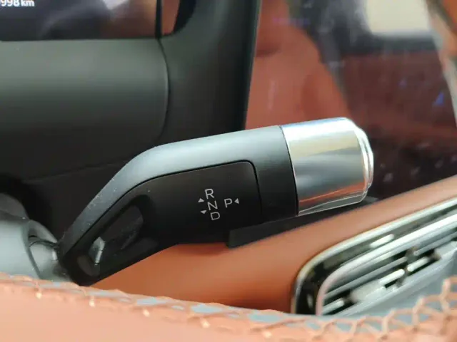 Geely Galaxy M9 — Фото автомобиля 13