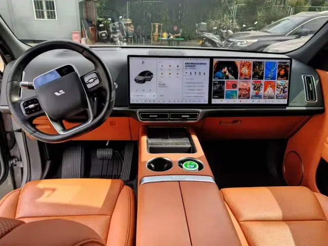 Li Auto L8 — Фото автомобиля 4