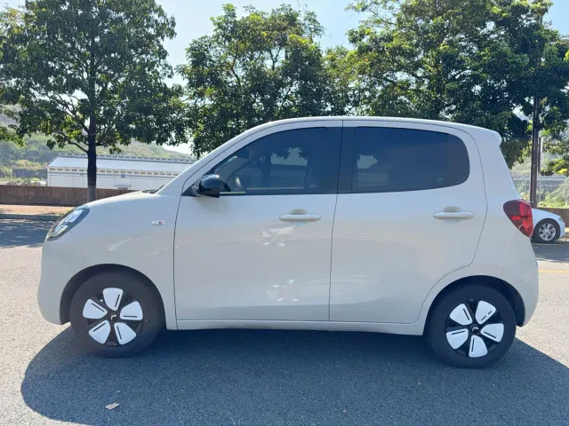 Wuling Hongguang Mini EV — Фото автомобиля 4