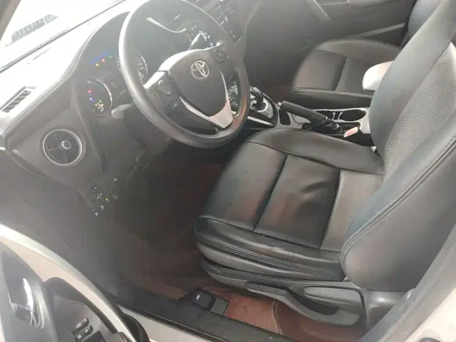 Toyota Corolla Twin Engine E+ — Фото автомобиля 14