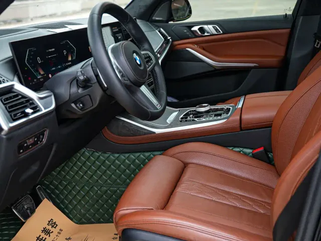 BMW X7 — Фото автомобиля 7