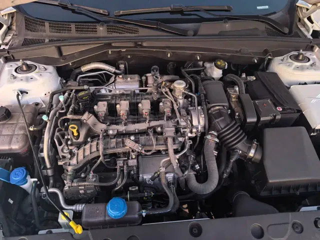 Changan Eado — Фото автомобиля 15