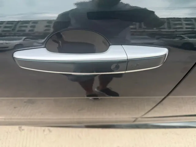 Jaguar XEL — Фото автомобиля 8
