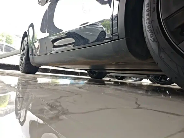 Tesla Model Y — Фото автомобиля 20