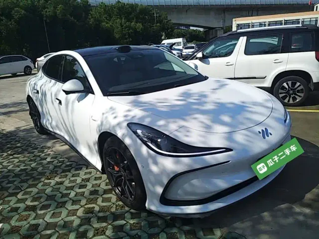 IM Motors L6 — Фото автомобиля 3