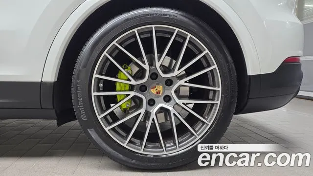 Porsche Cayenne PO536 — Фото автомобиля 21
