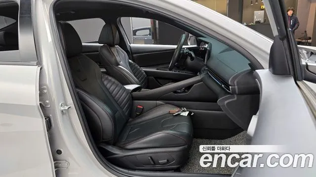Hyundai AVANTE Новый Avante (CN7) — Фото автомобиля 10