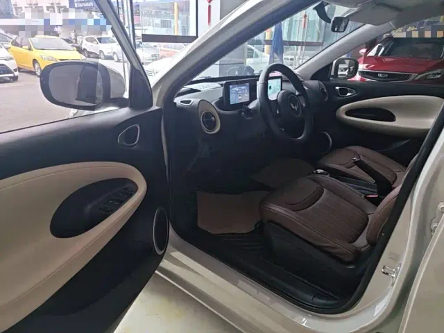 Wuling Bingo — Фото автомобиля 15