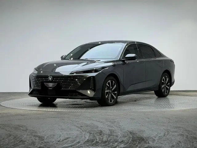 Фотография автомобиля — Changan Eado