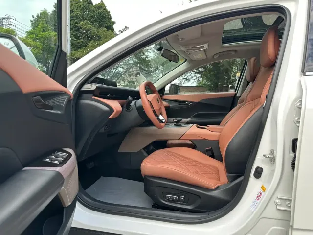 Changan Eado — Фото автомобиля 10