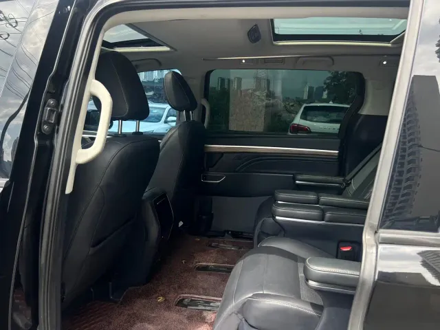 GAC Trumpchi M8 — Фото автомобиля 21