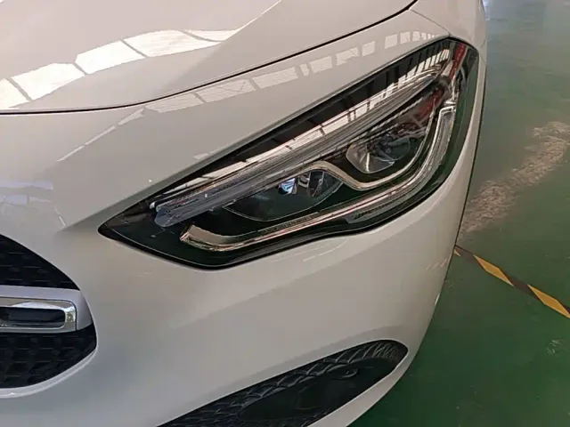 Mercedes-Benz GLA-Class — Фото автомобиля 23