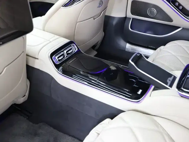 Mercedes-Benz Maybach S-Class — Фото автомобиля 16