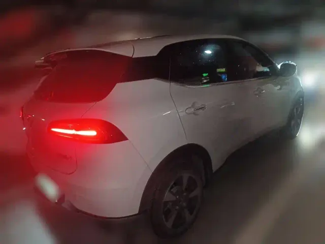 Wuling Binguo PLUS — Фото автомобиля 4