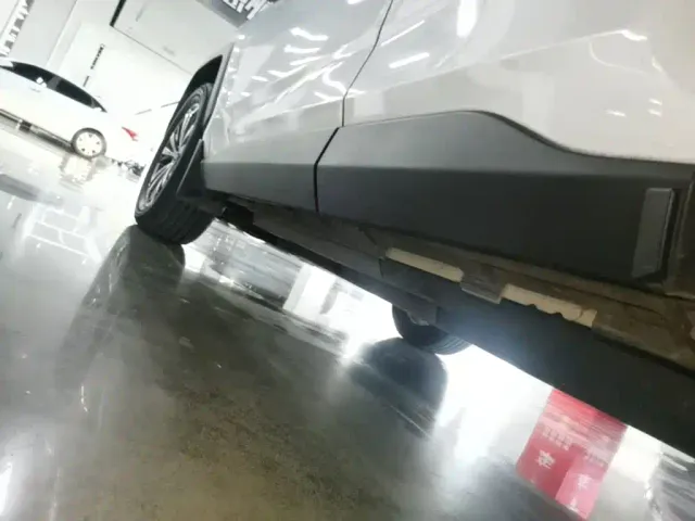 Toyota RAV4 — Фото автомобиля 21