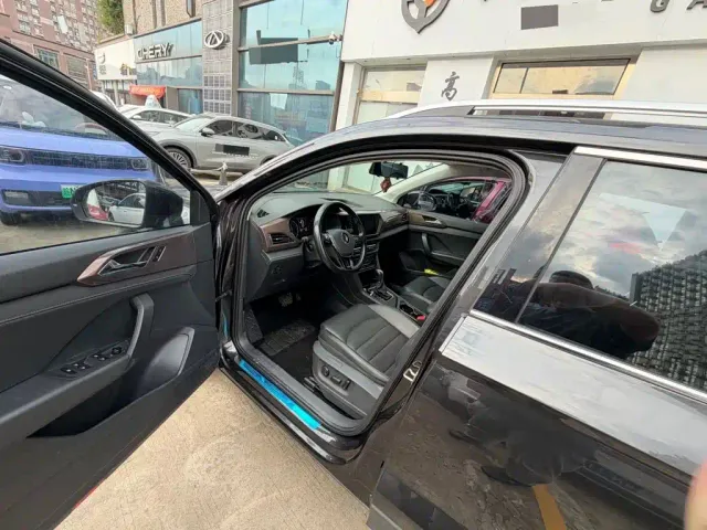 Volkswagen Tharu — Фото автомобиля 3