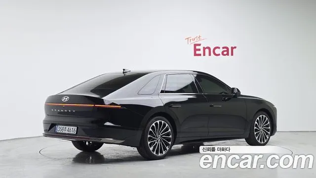 Hyundai Grandeur GN7 — Фото автомобиля 2