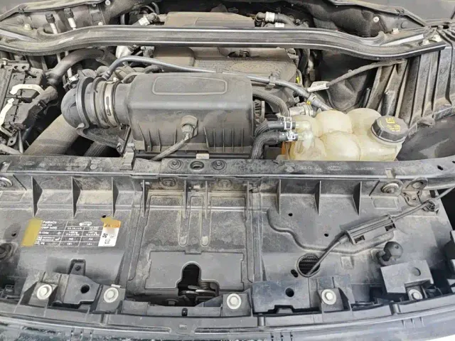 Ford Explorer — Фото автомобиля 16