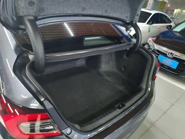Honda Accord — Фото автомобиля 18