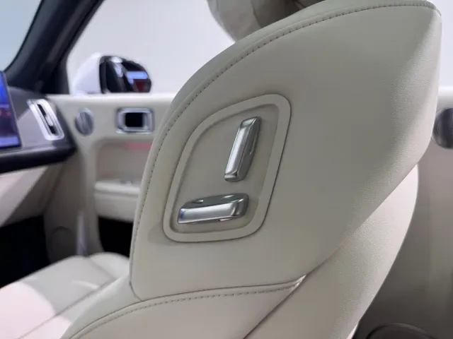Li Auto Li Auto L7 2025 Max Smart Renewal Edition — Фото автомобиля 19